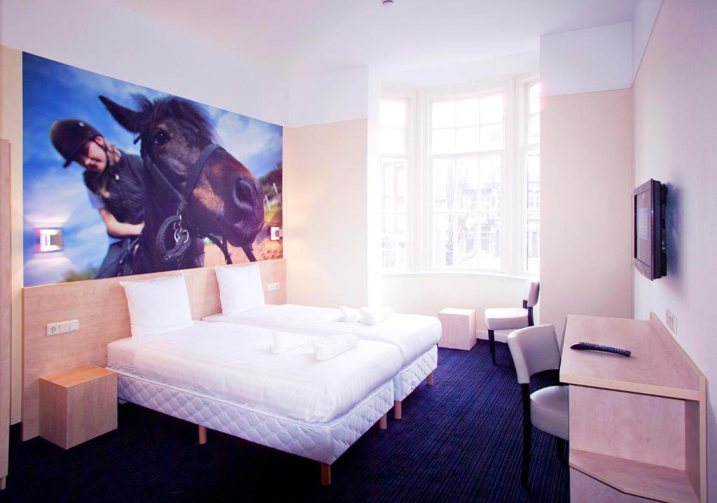 Twin Room,1194898888:JPEG