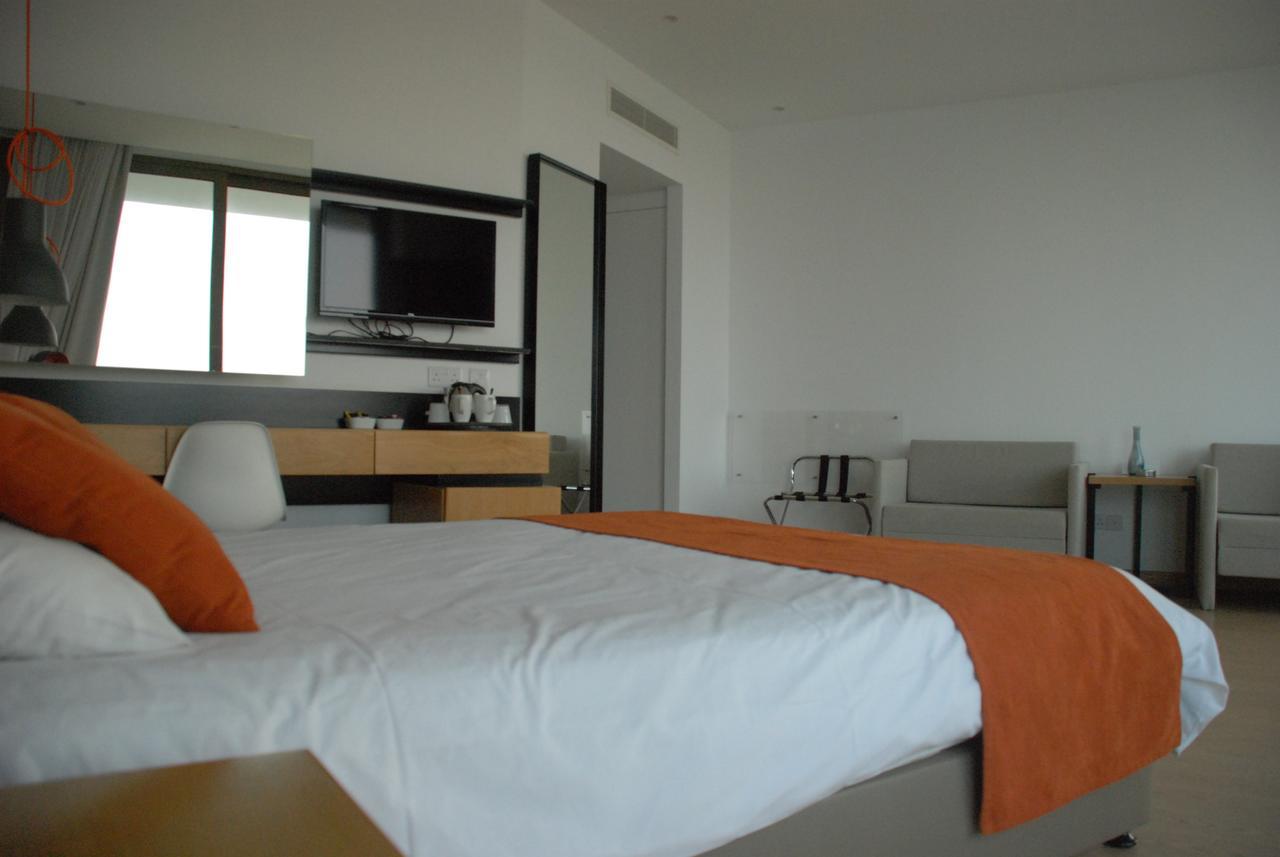 Family Room with Sea View,645876810:JPEG