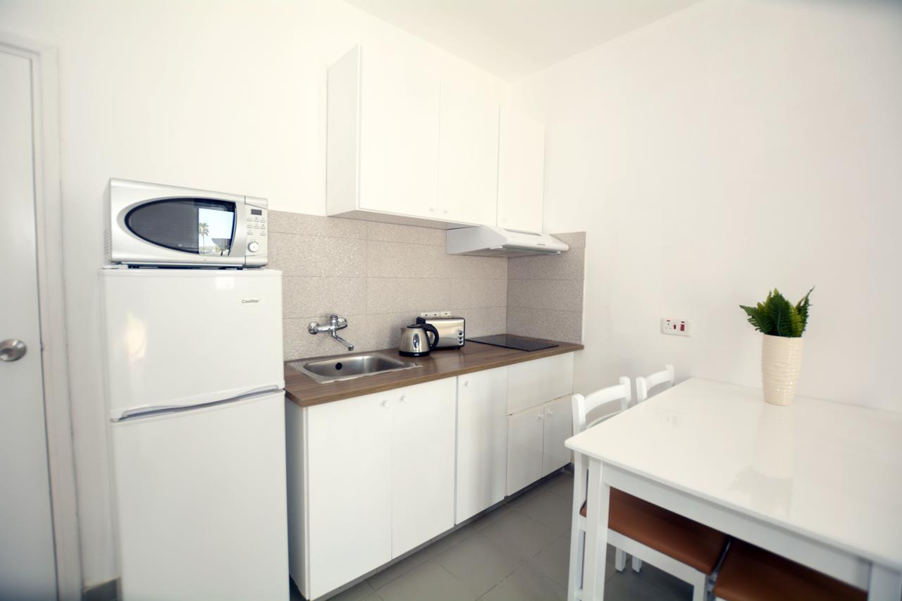 Studio Apartment with Pool Access,1084967212:JPEG