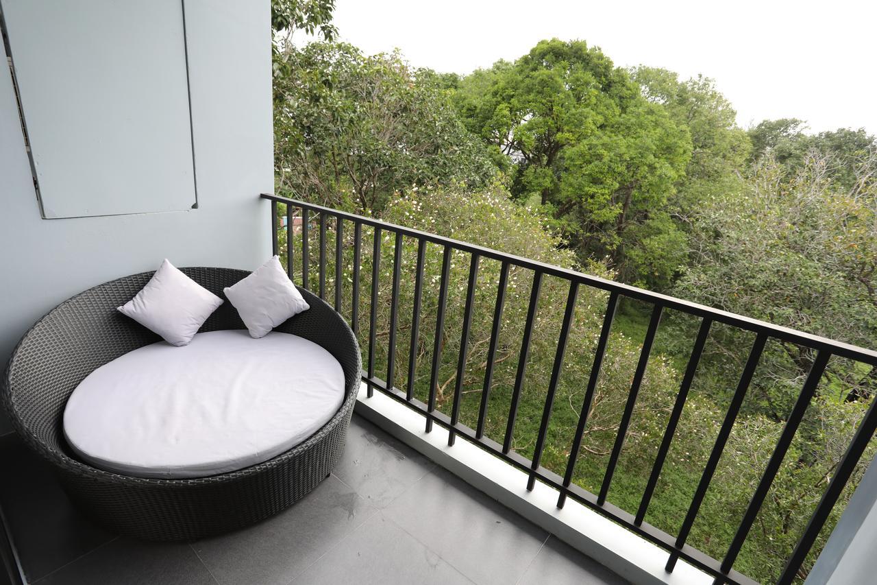 Deluxe Double Room Balcony,709324876:JPEG