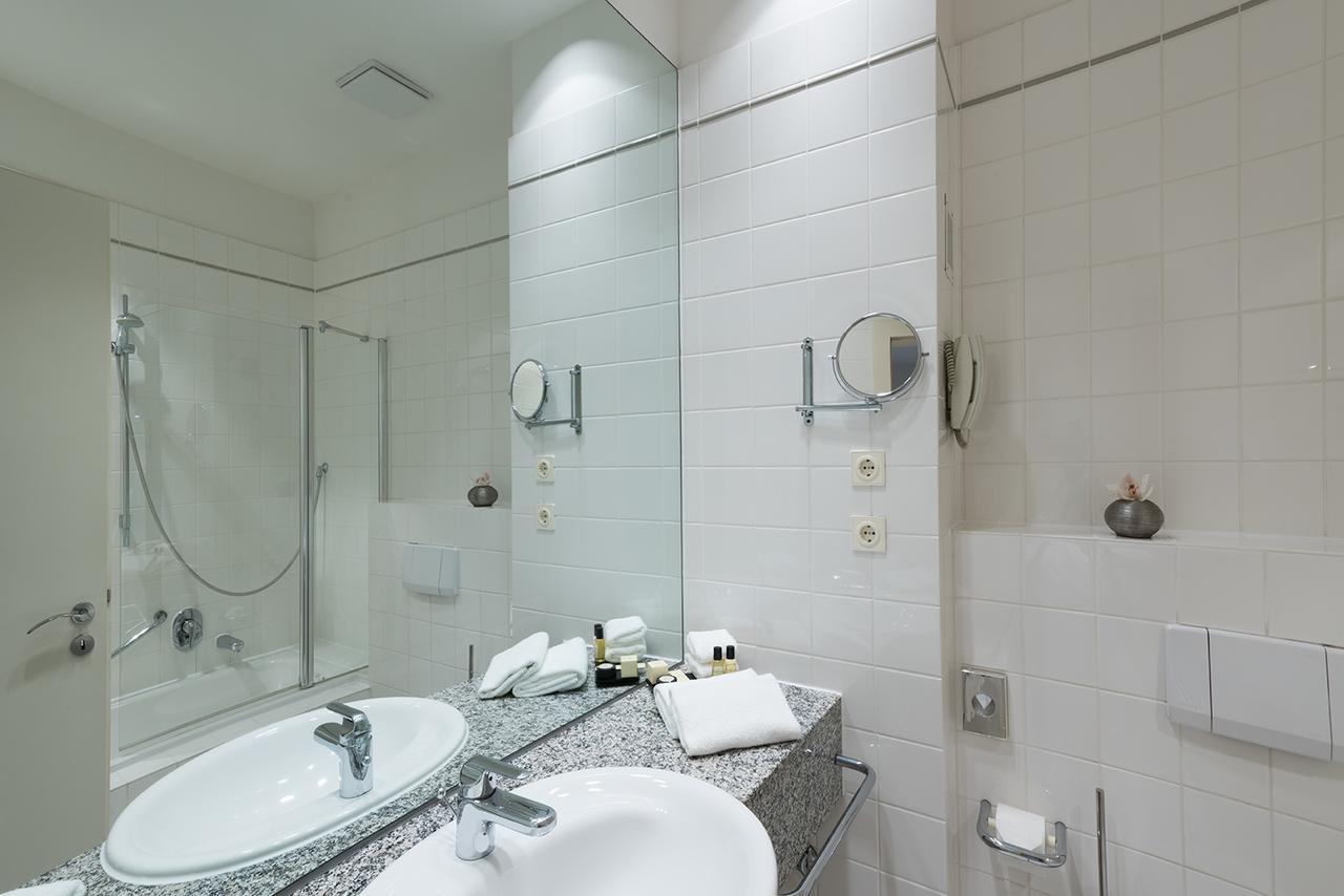 Superior Double or Twin Room,951348904:JPEG