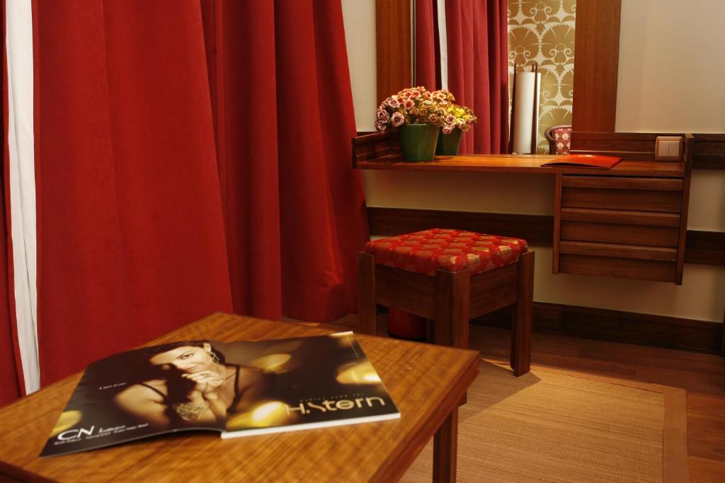 Superior Double Room with Balcony,417573657:JPEG