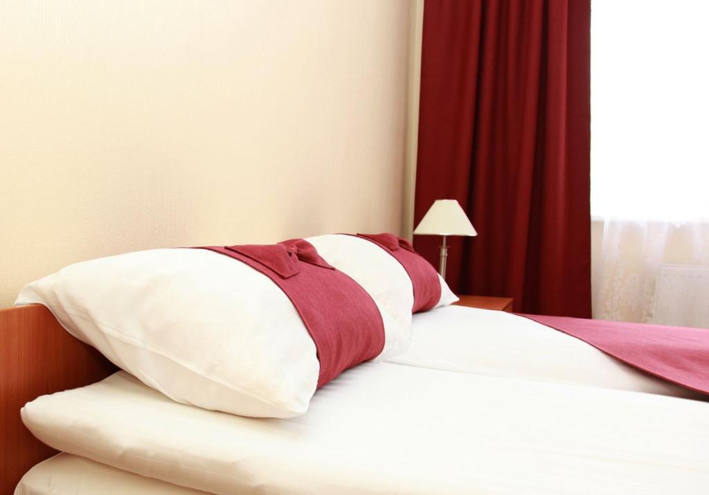 Double Room,1681714097:JPEG