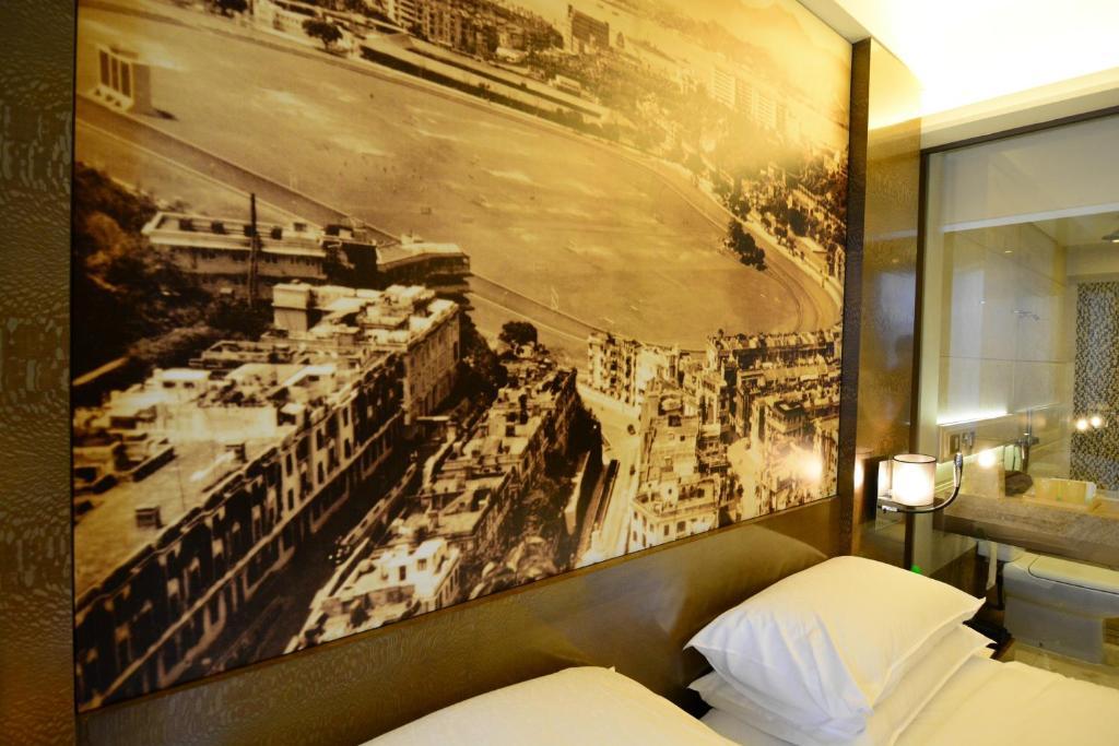 Grand Deluxe King or Twin Room Harbour View