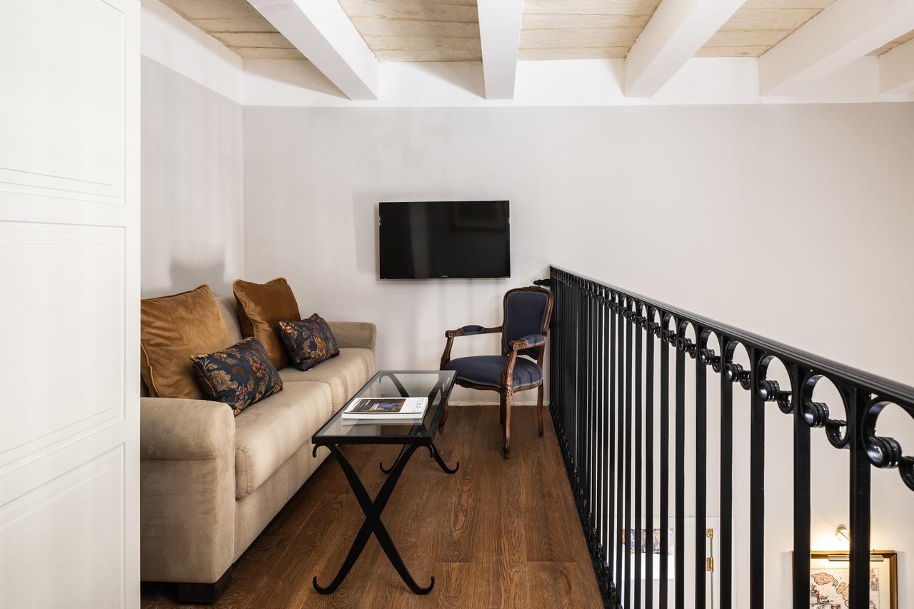 Two Bedroom Deluxe SUite