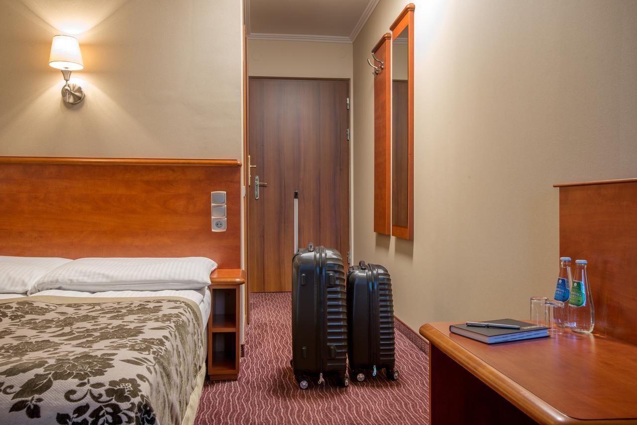 Double Room Small Double Bed