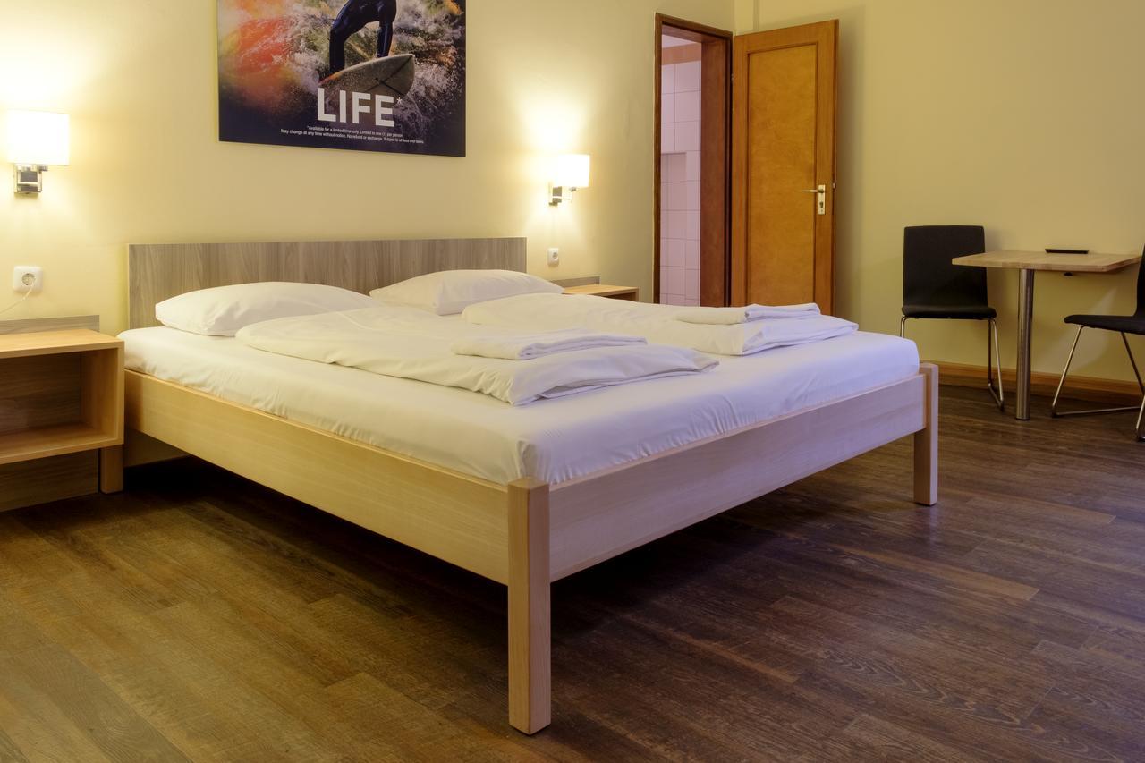 Double Room Private Bathroom