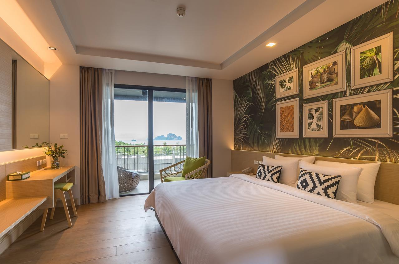 Deluxe Double or Twin Room with Sea View,798927402:JPEG