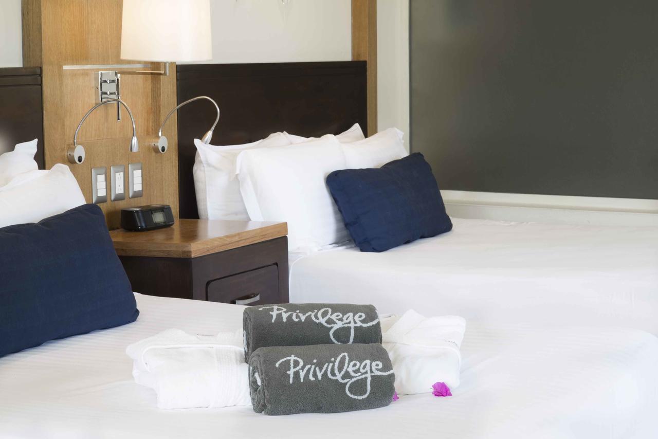 Privilege Junior Suite Pool View Single