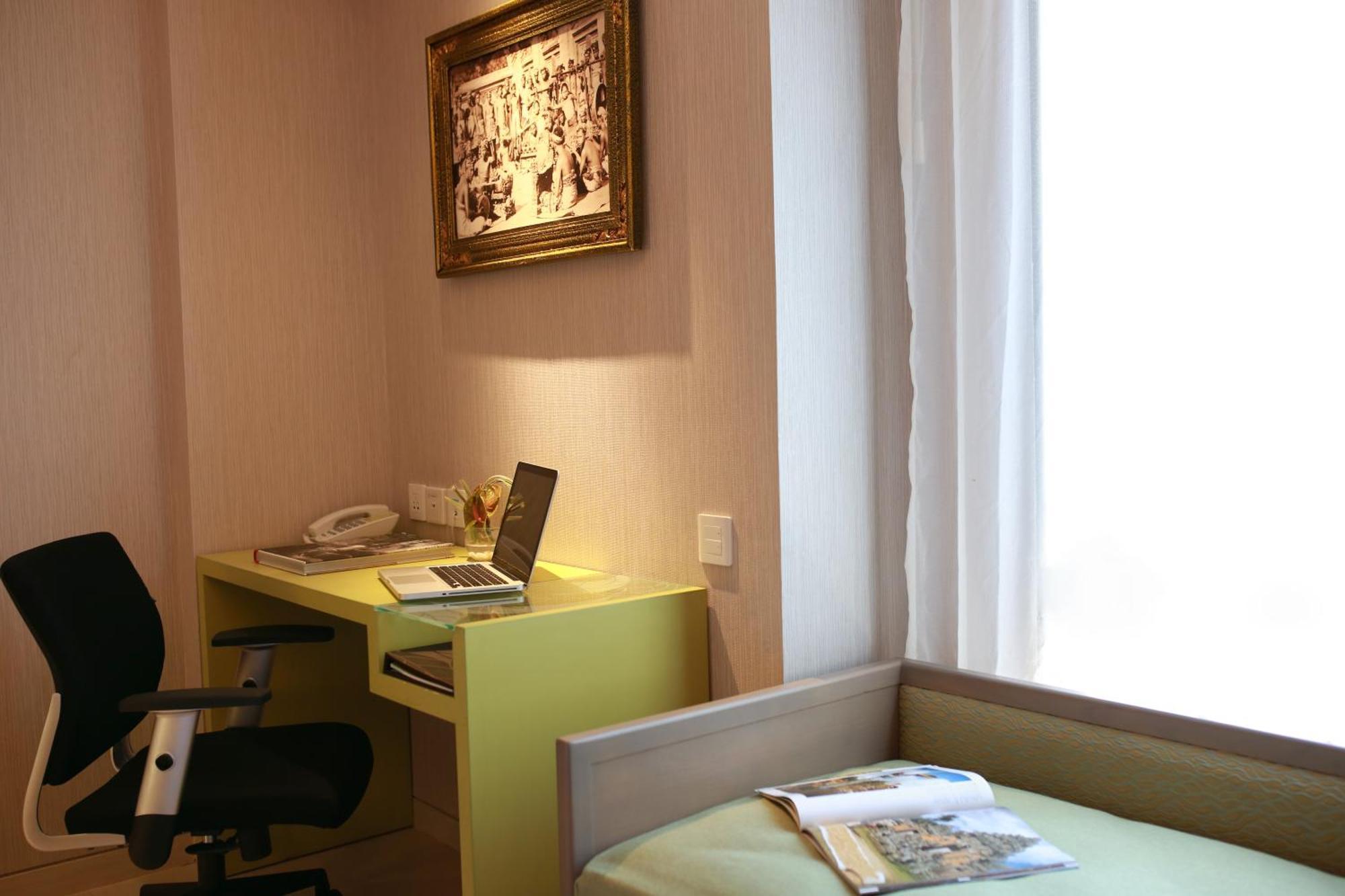 Superior Plus King Room