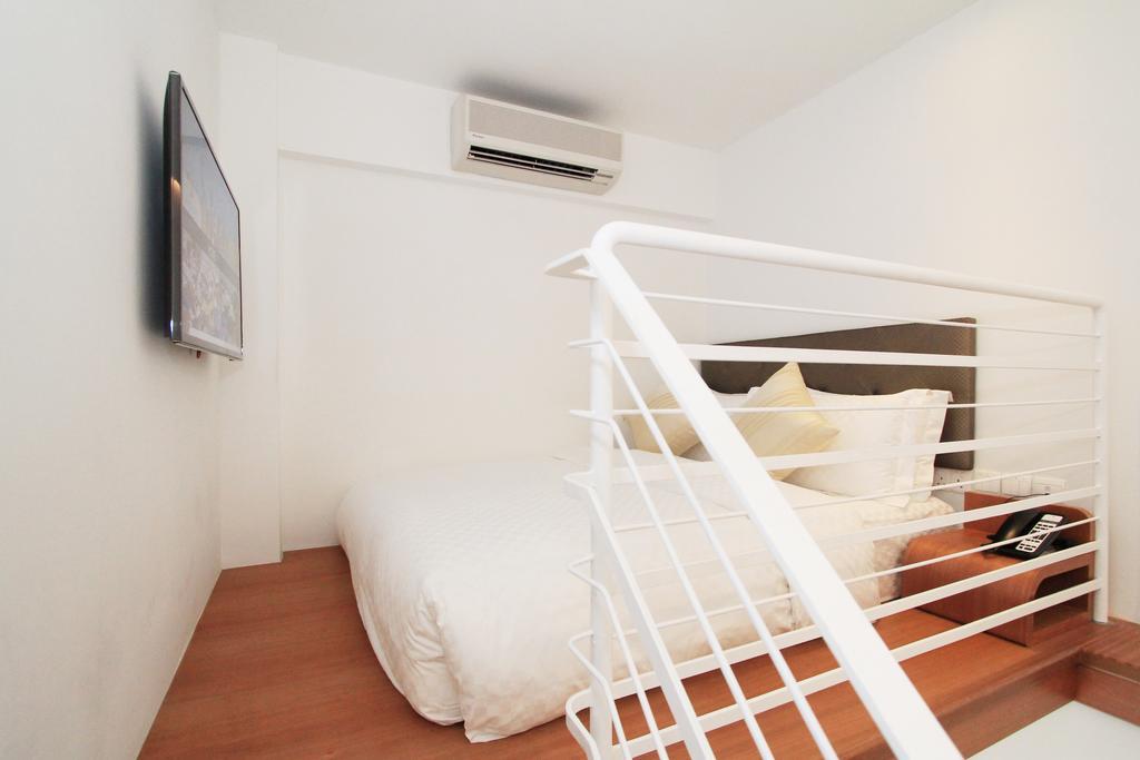 Loft med queen size-säng