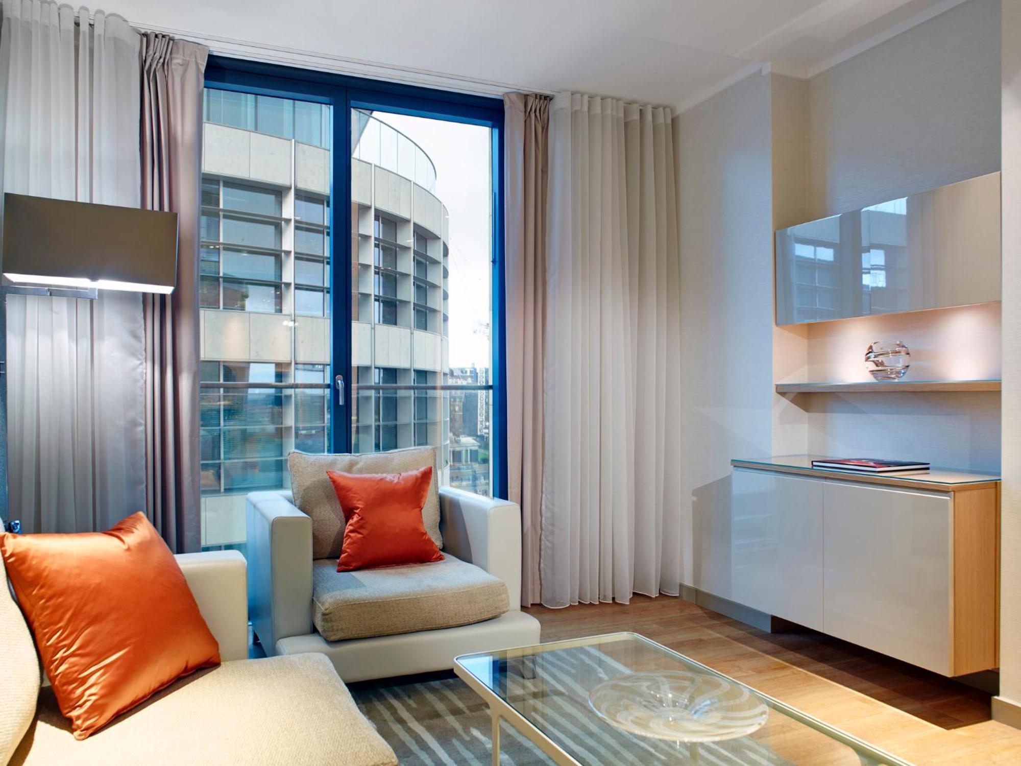 Superior One Bedroom Apartment Sofa Bed