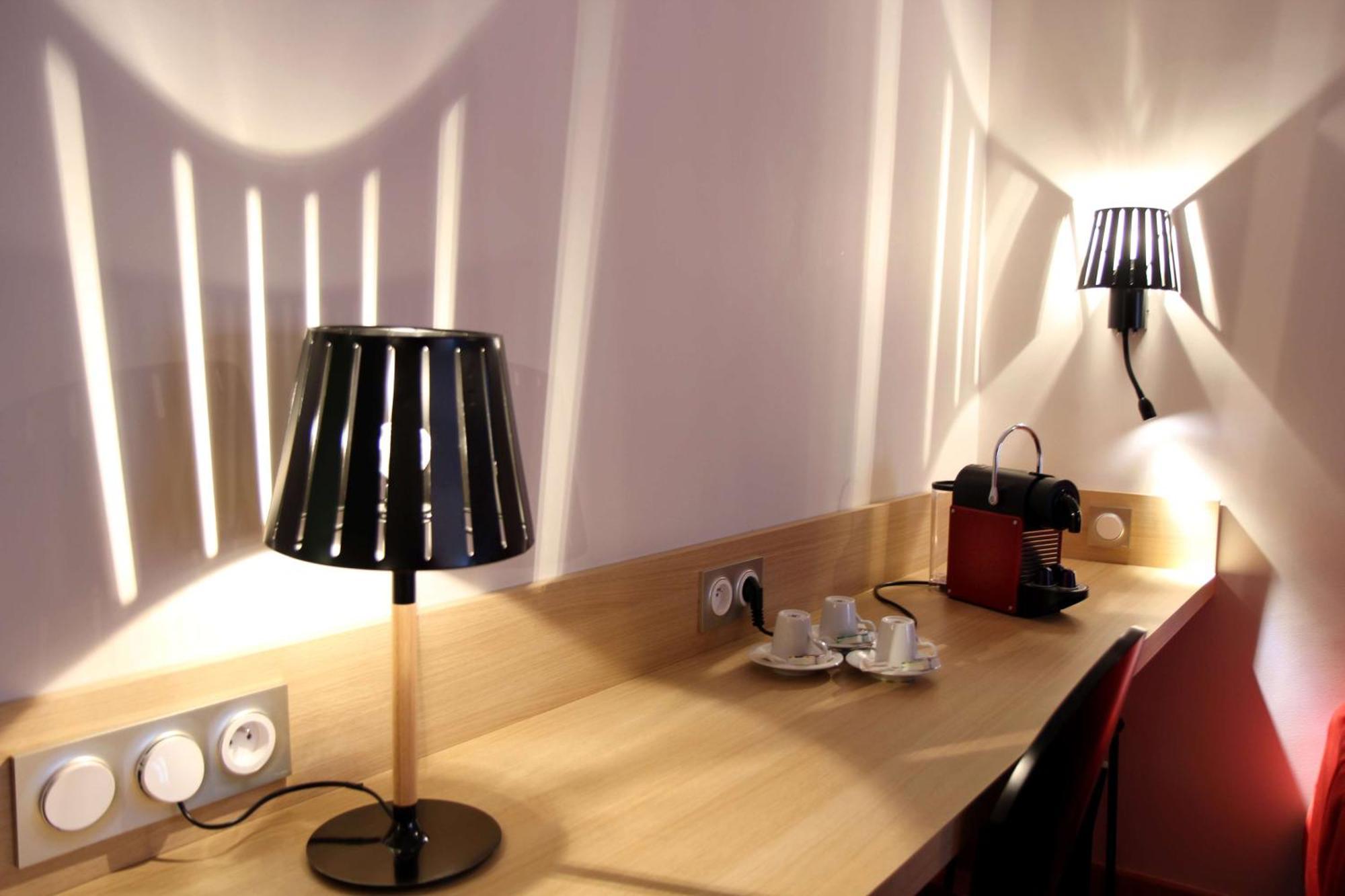 Queen Room Single Bed