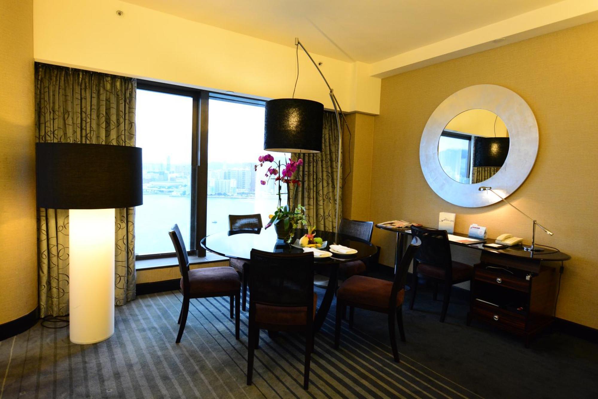 Premier King or Twin Suite Harbour View