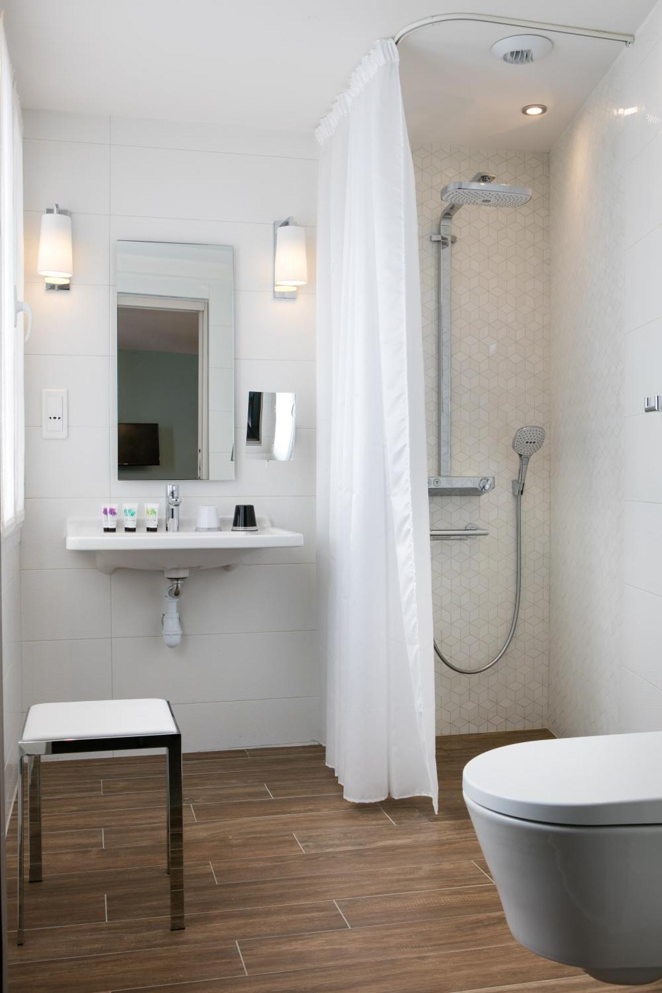 Comfort Triple Room,684526140:JPEG