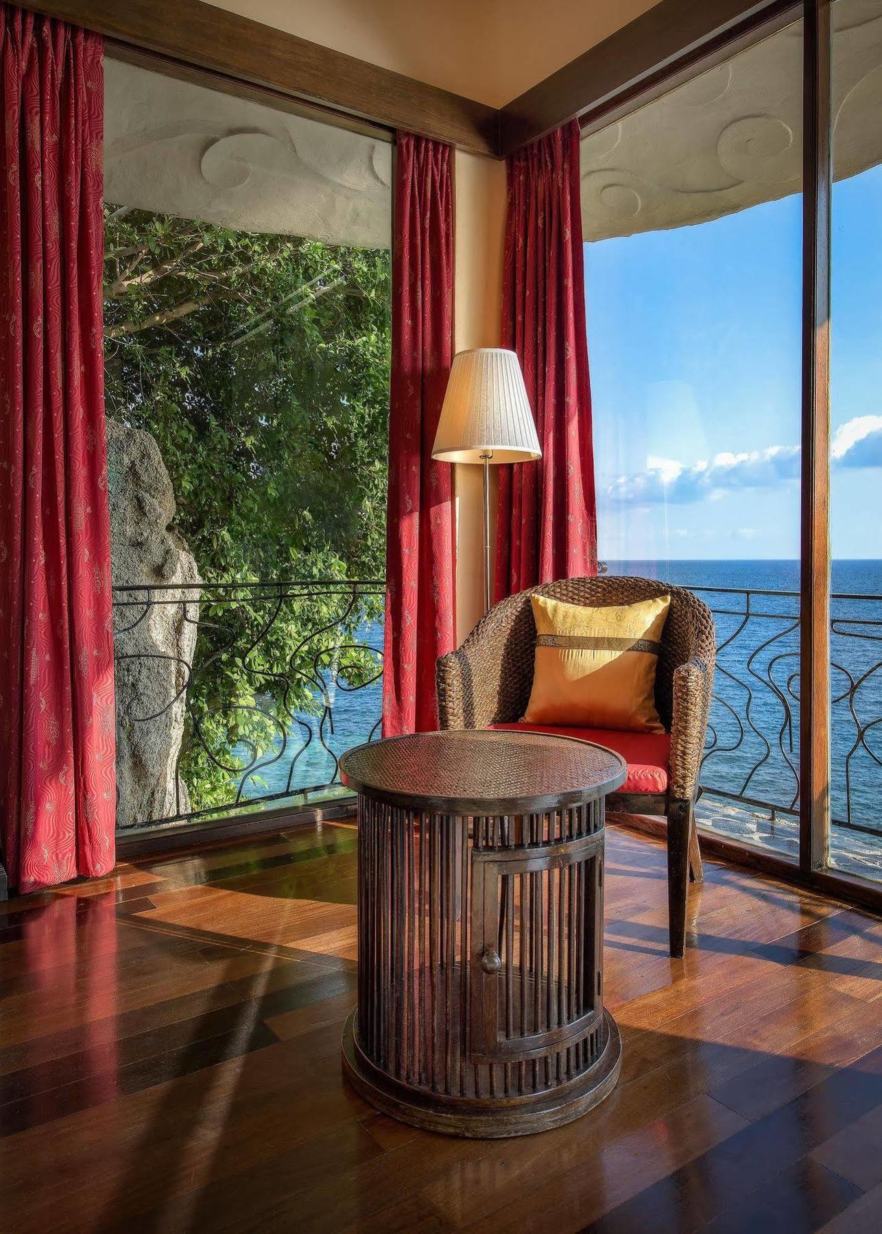 Deluxe Pavilion with Sea View