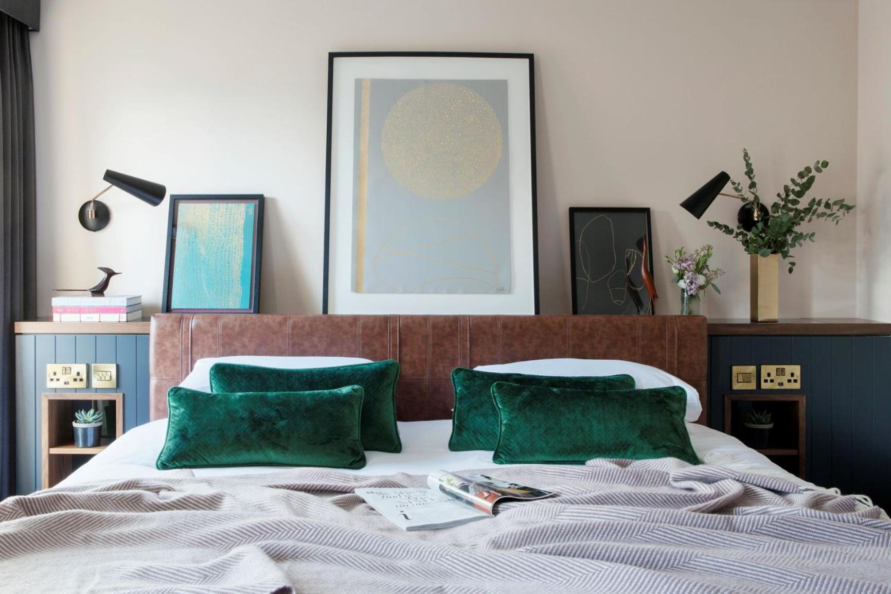 Suite,718265527:JPEG