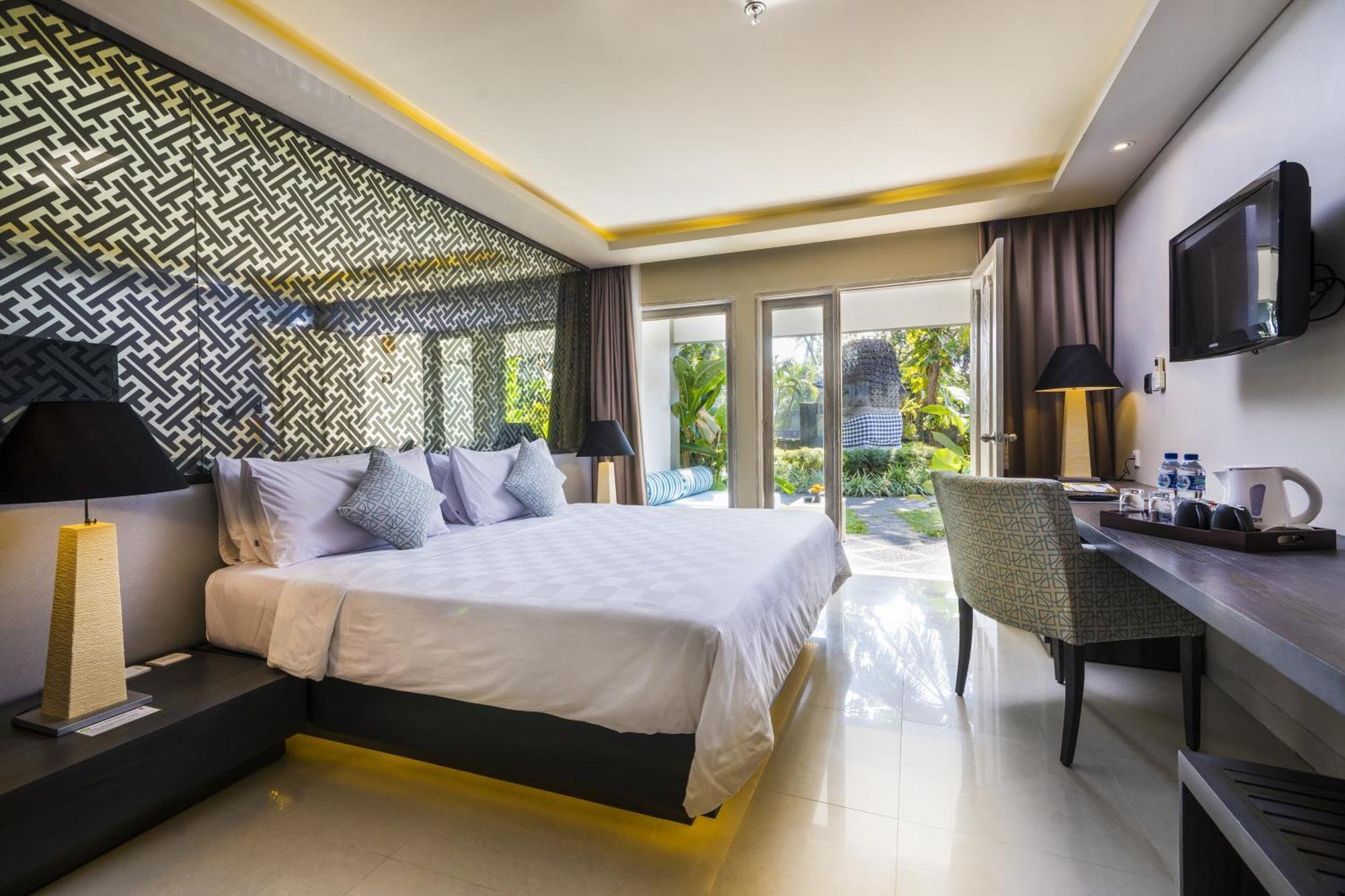 Deluxe Double or Twin Rooms