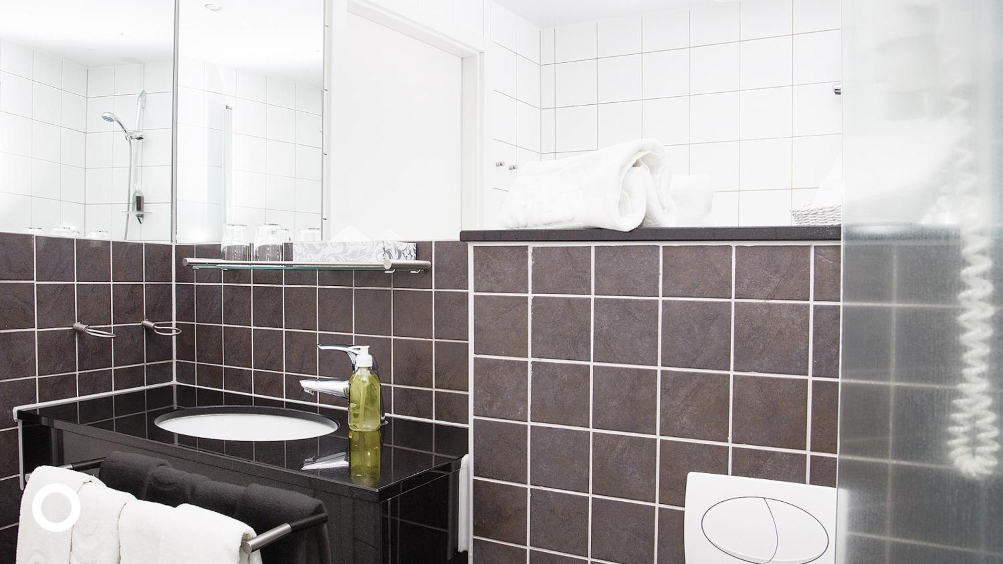 Dobbeltrom/Tomannsrom Standard
