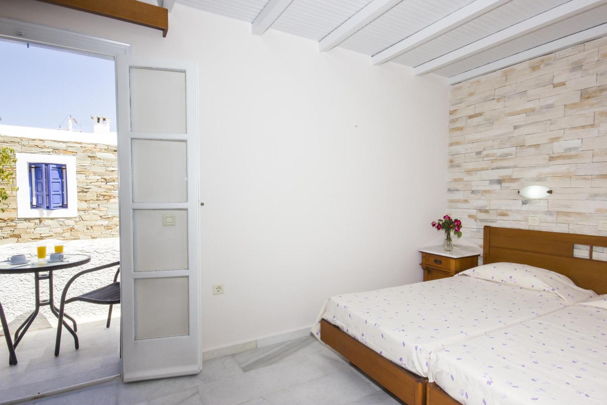 Quadruple Room Bathroom