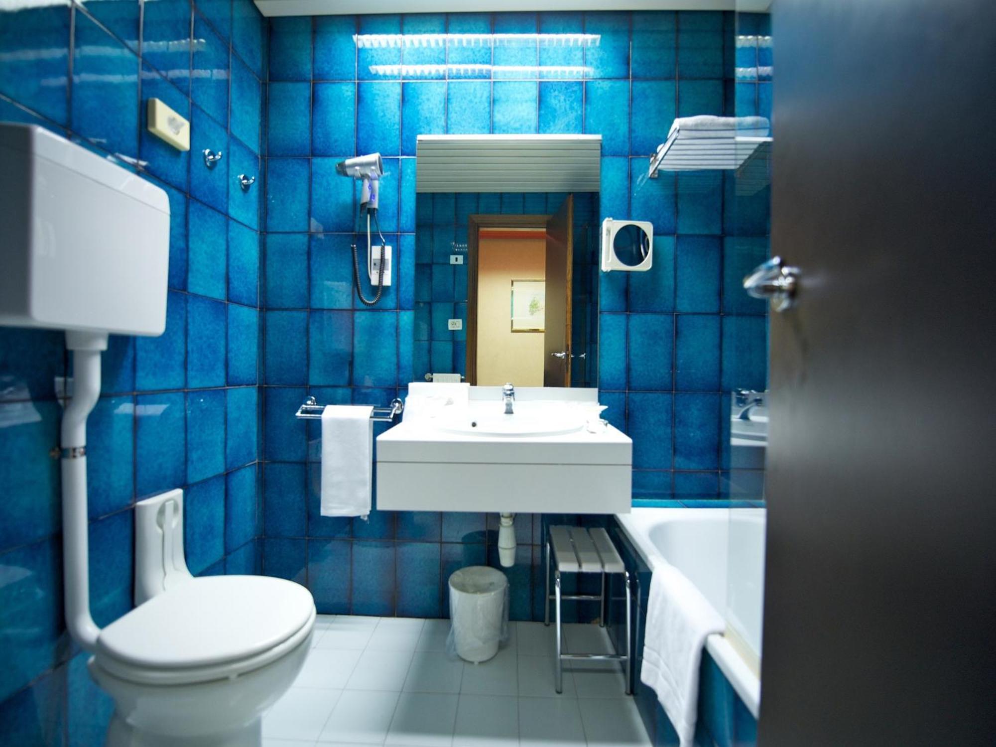 Classic Double Room,1668051740:JPEG