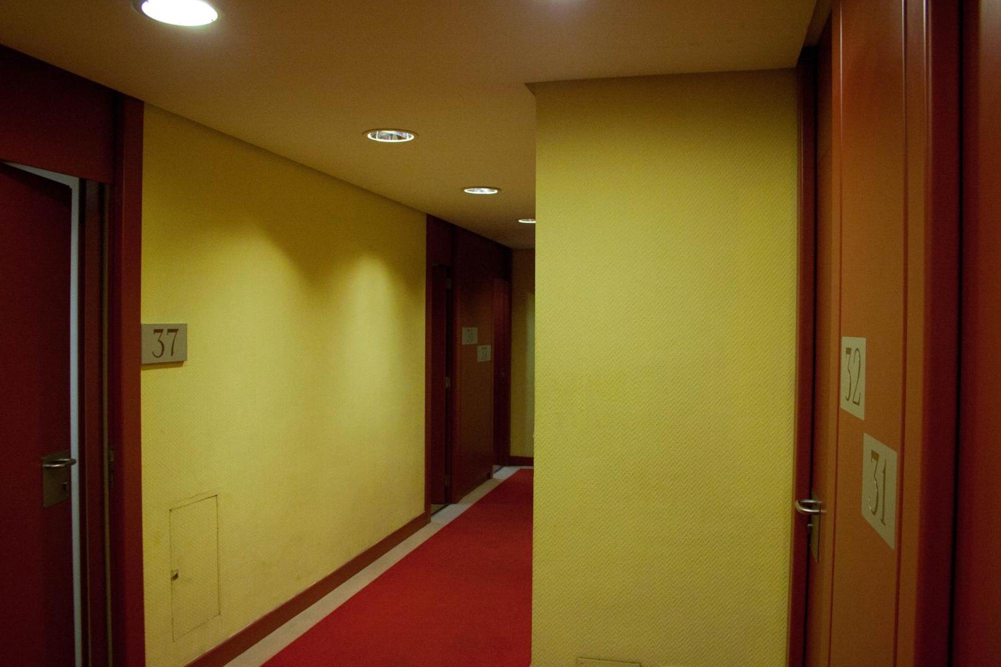 Twin Room,693096258:JPEG