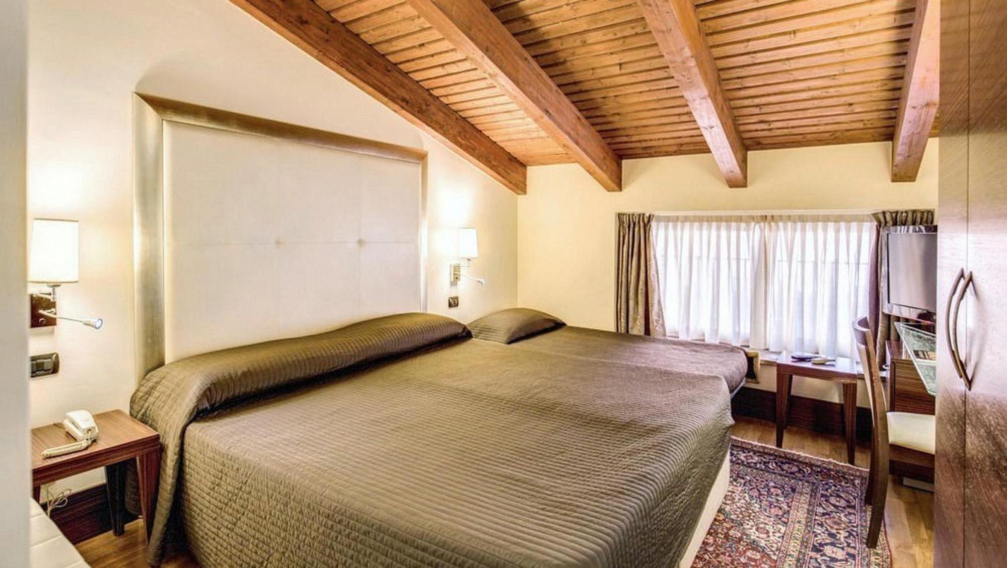 Triple Room,694000002:JPEG