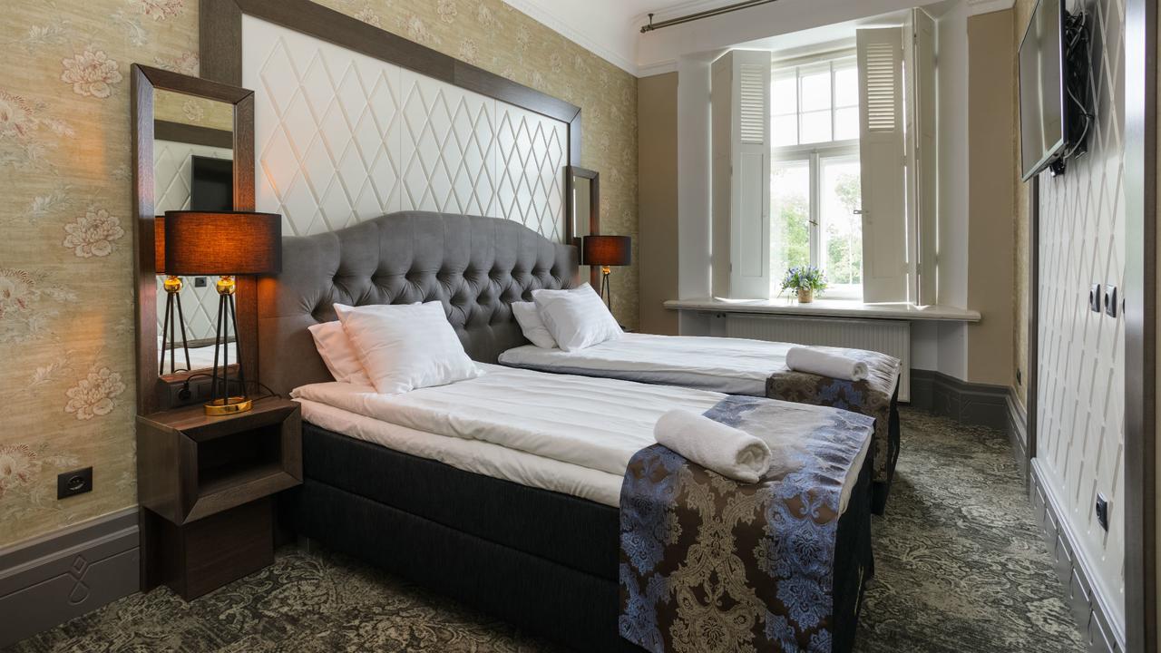 Twin Room Castle