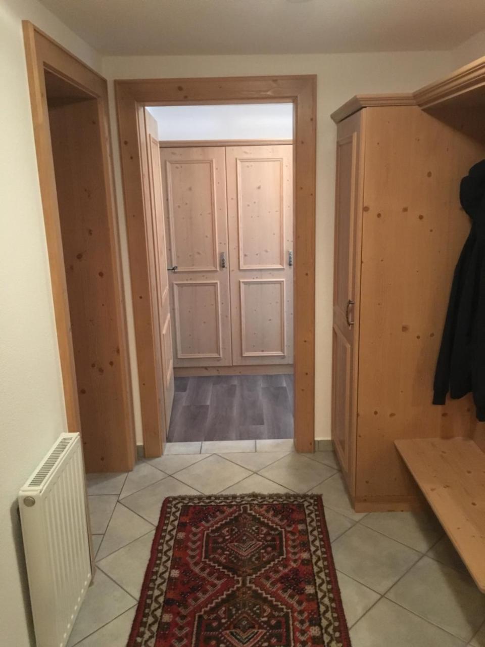 Lägenhet i souterrängplan (4 vuxna)