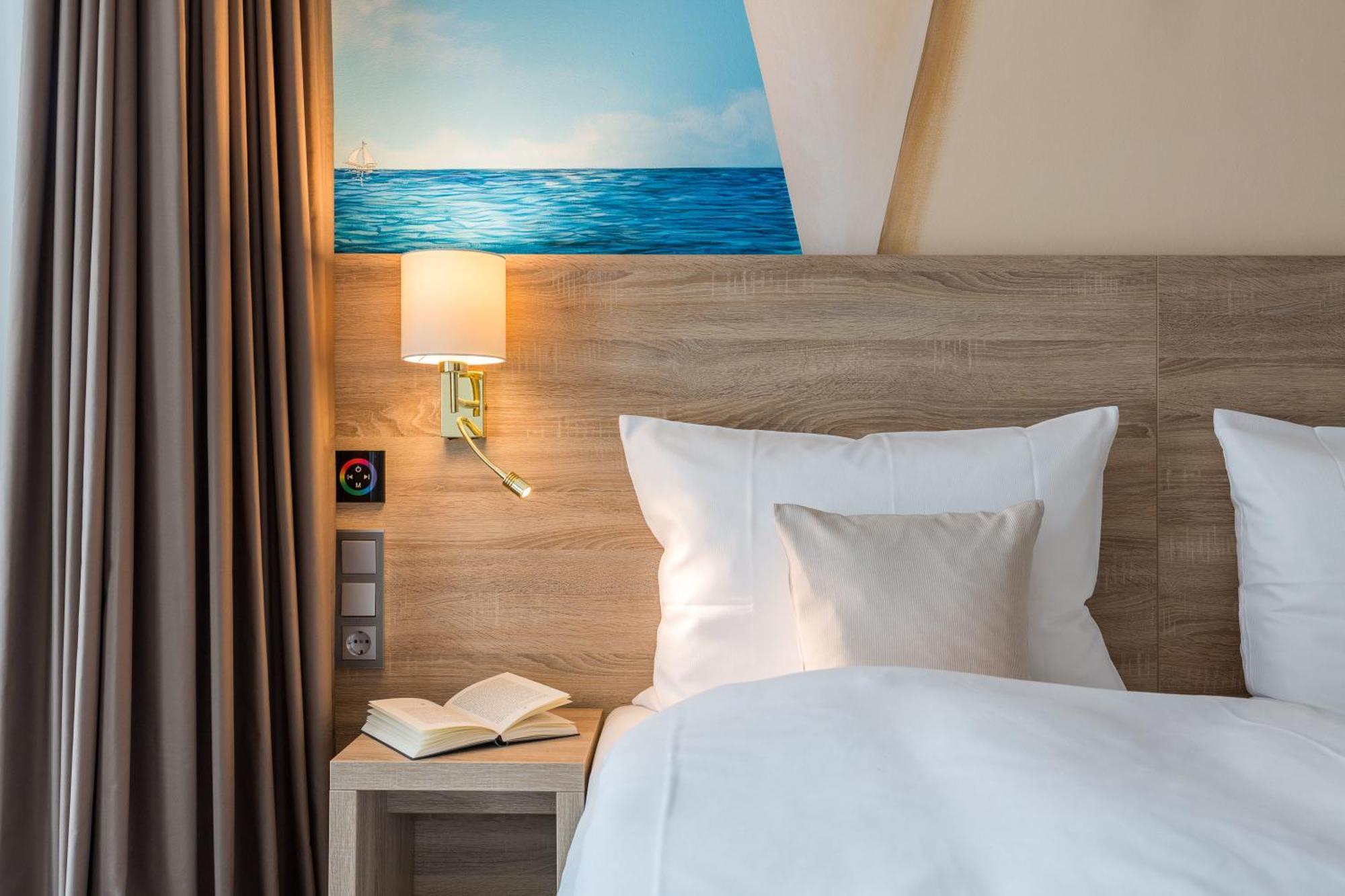 Single Room Medium
