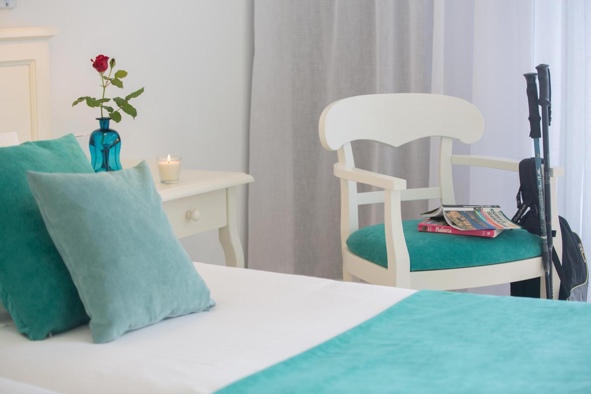 Double or Twin Room with View,699860521:JPEG