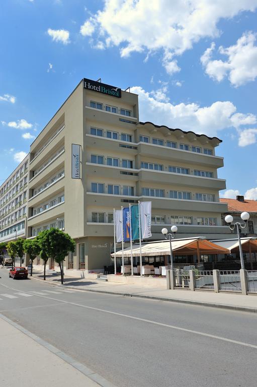 Dubbelrum med utsikt över floden