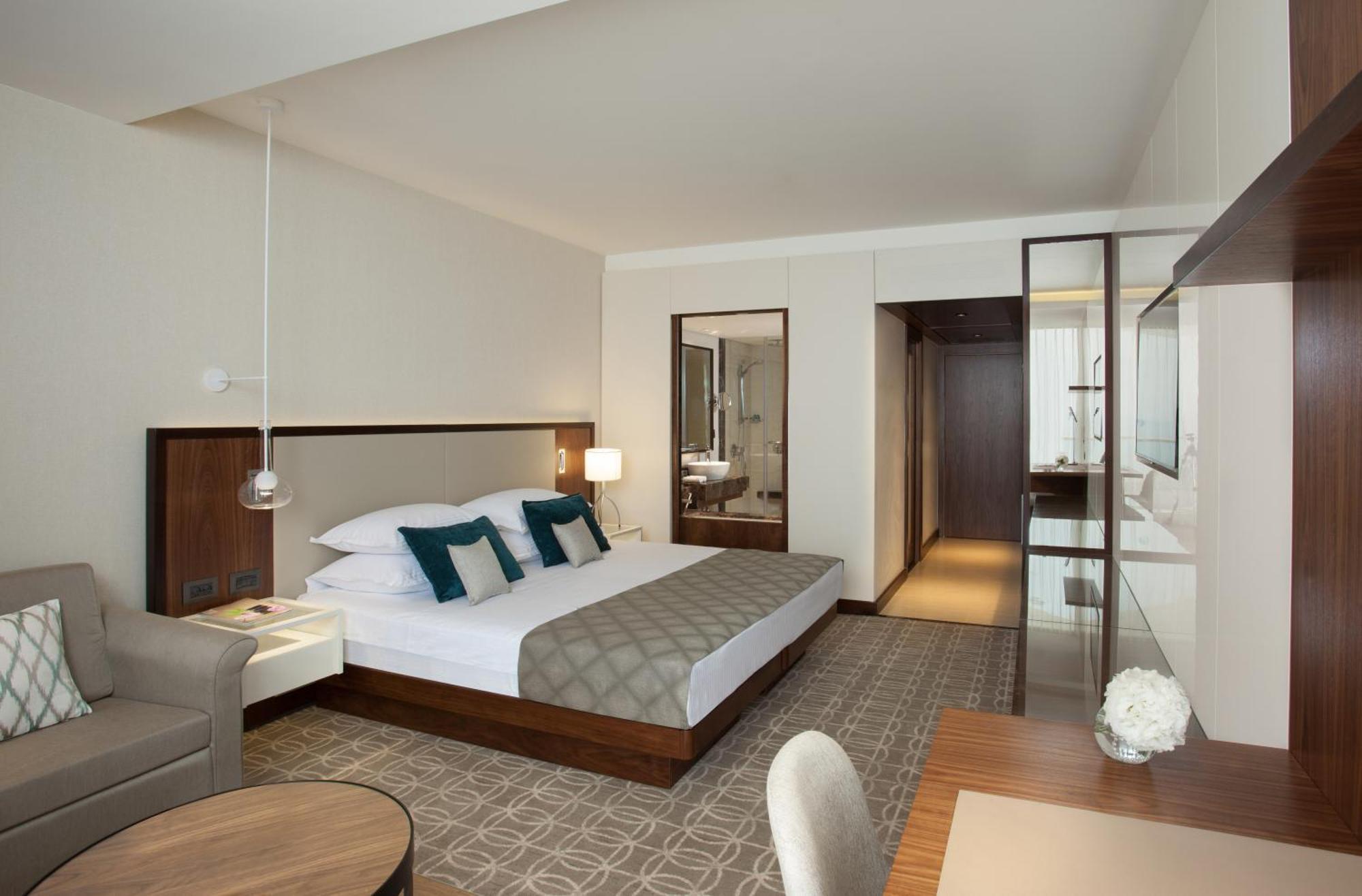 Bellavista Room