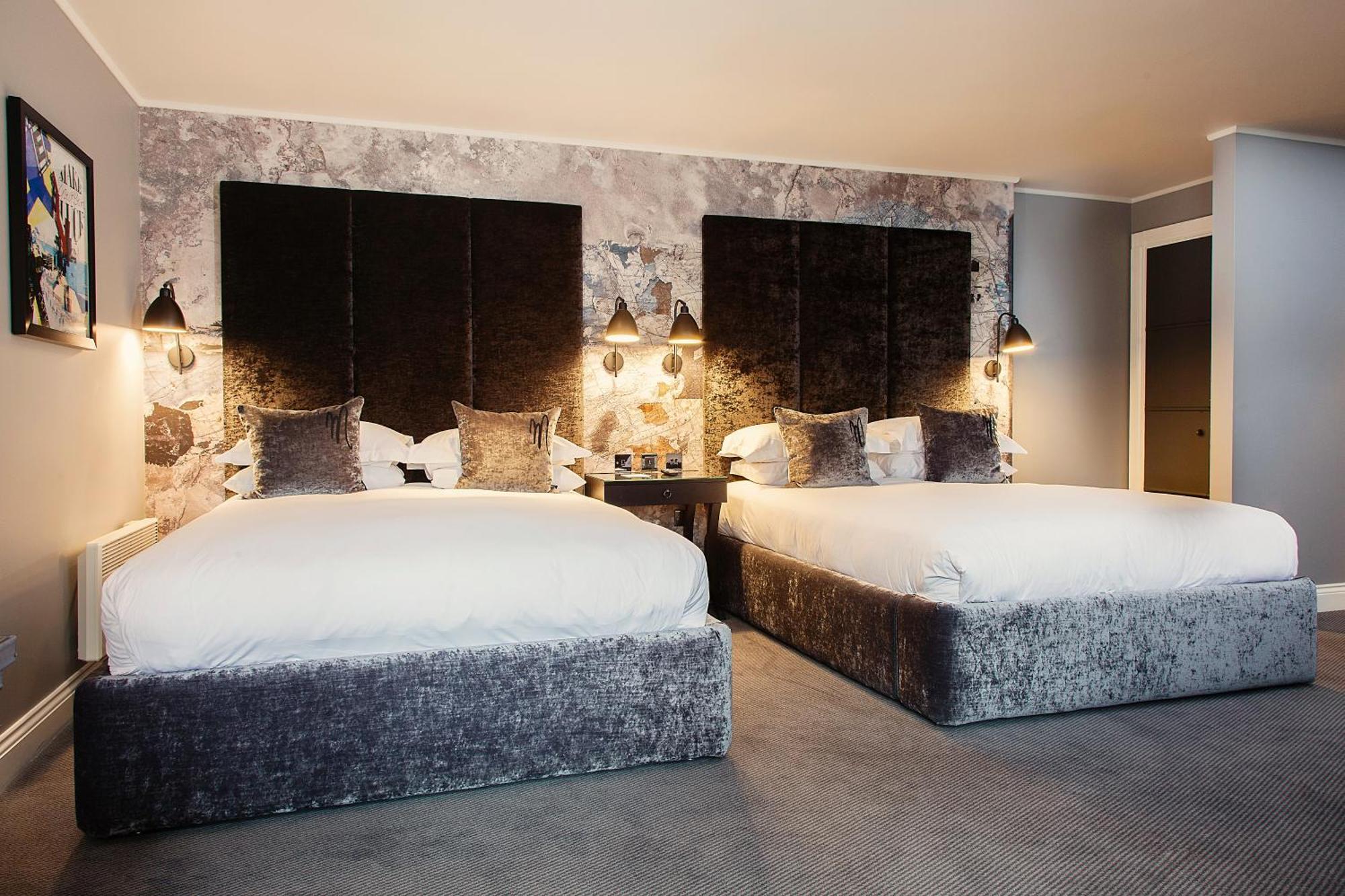 Dobbeltrom Club Deluxe med 2 dobbeltsenger