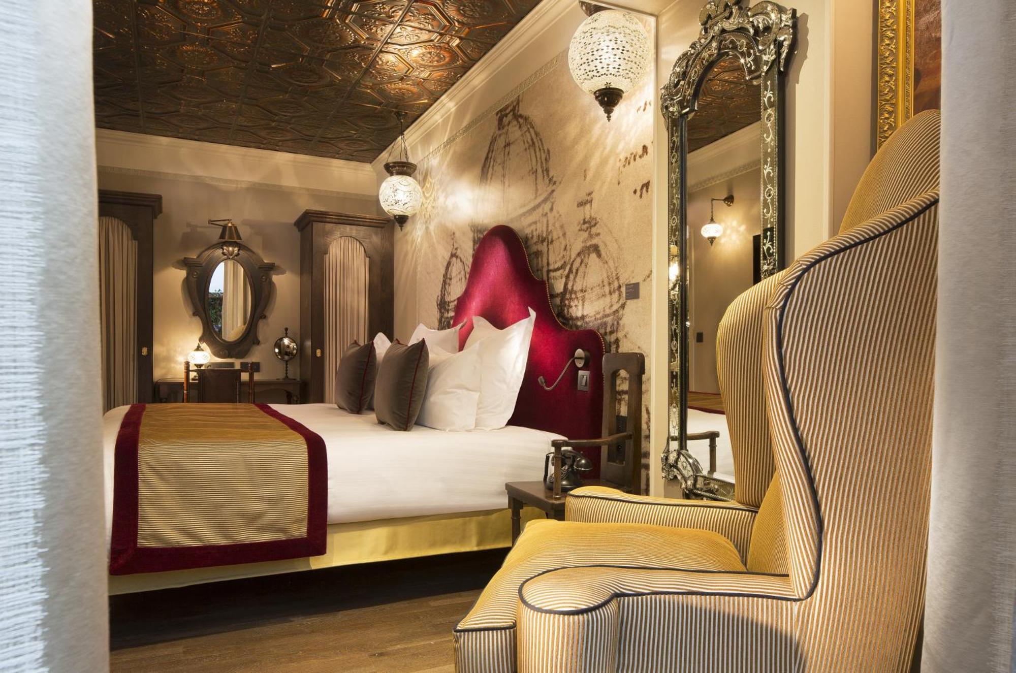 Mona Lisa Spa Access