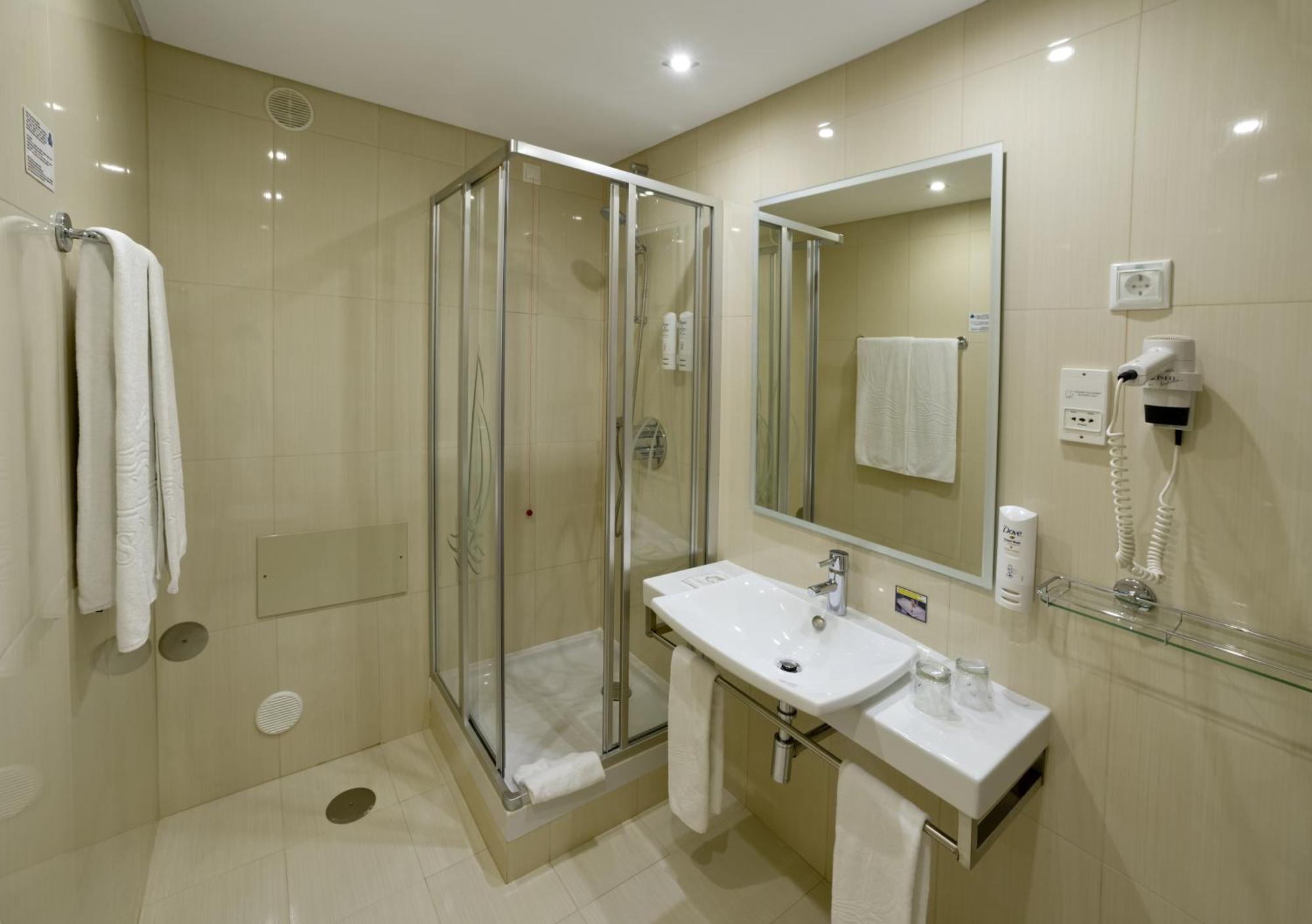Basic Double Room with Land View,1639548897:JPEG