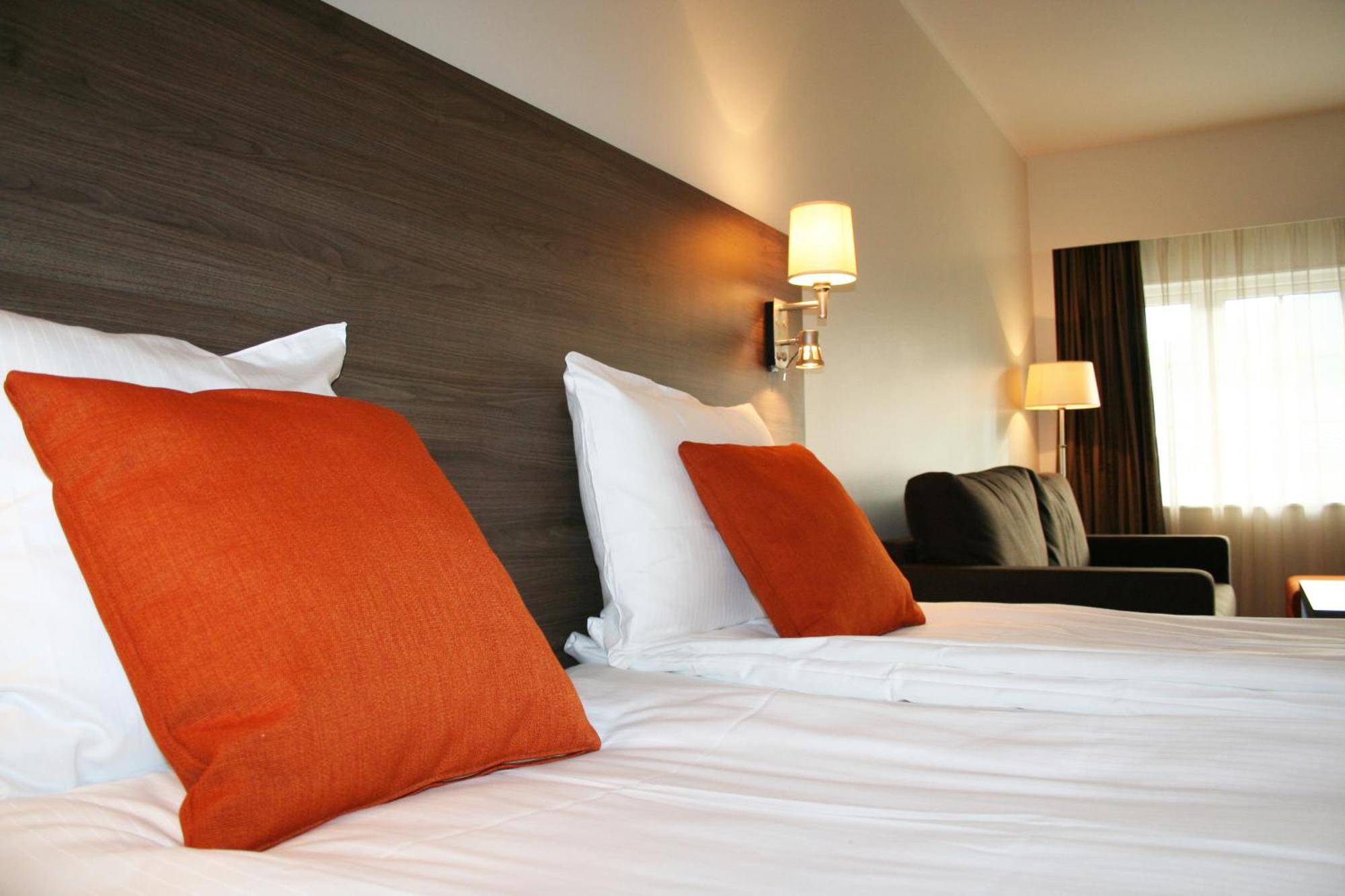 Superior Twin Room,1351878166:JPEG