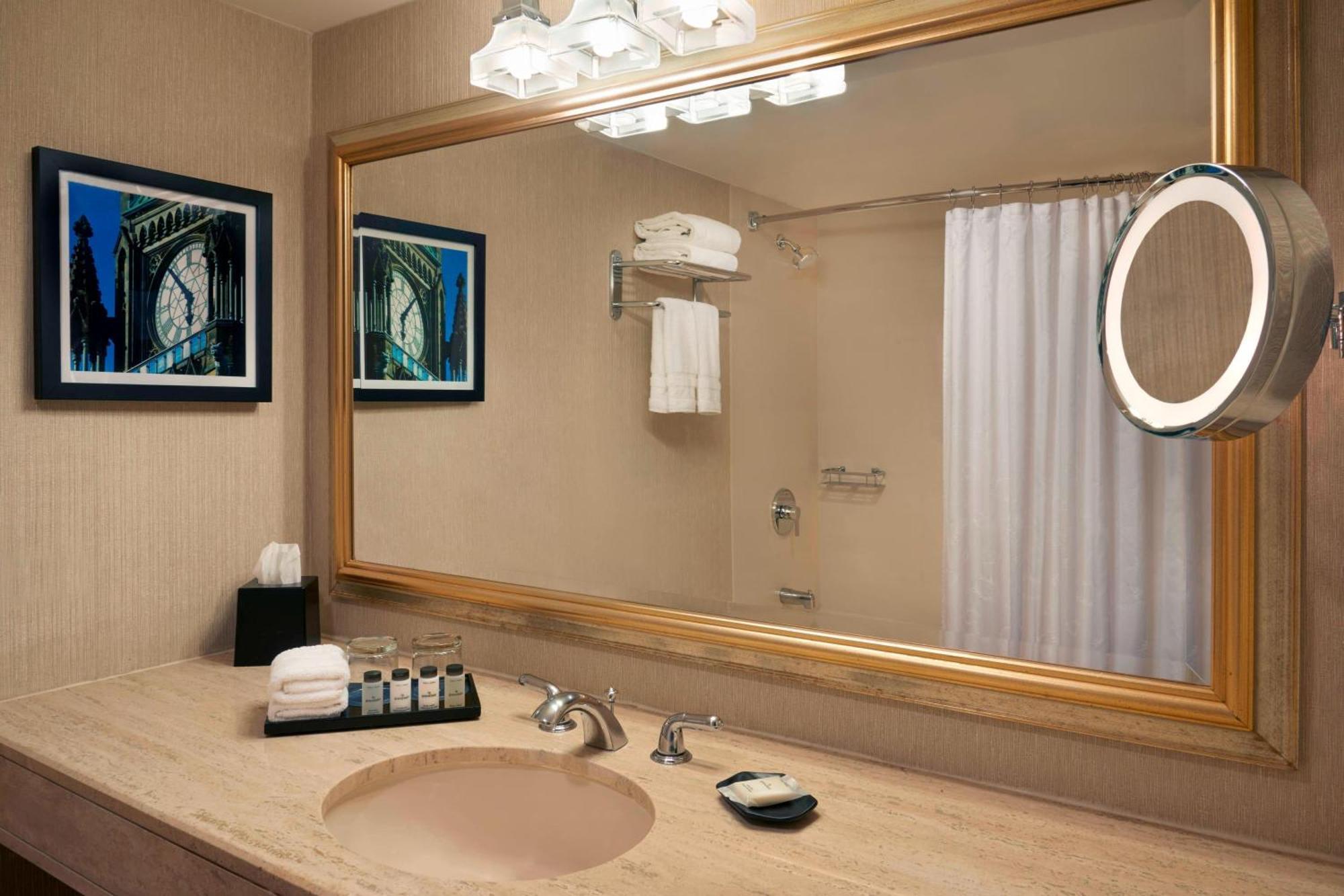 Club level Guest room 2 Double High floor