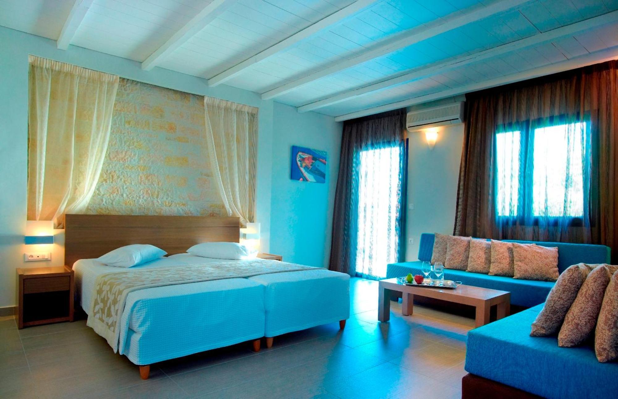 Studio,915772759:JPEG