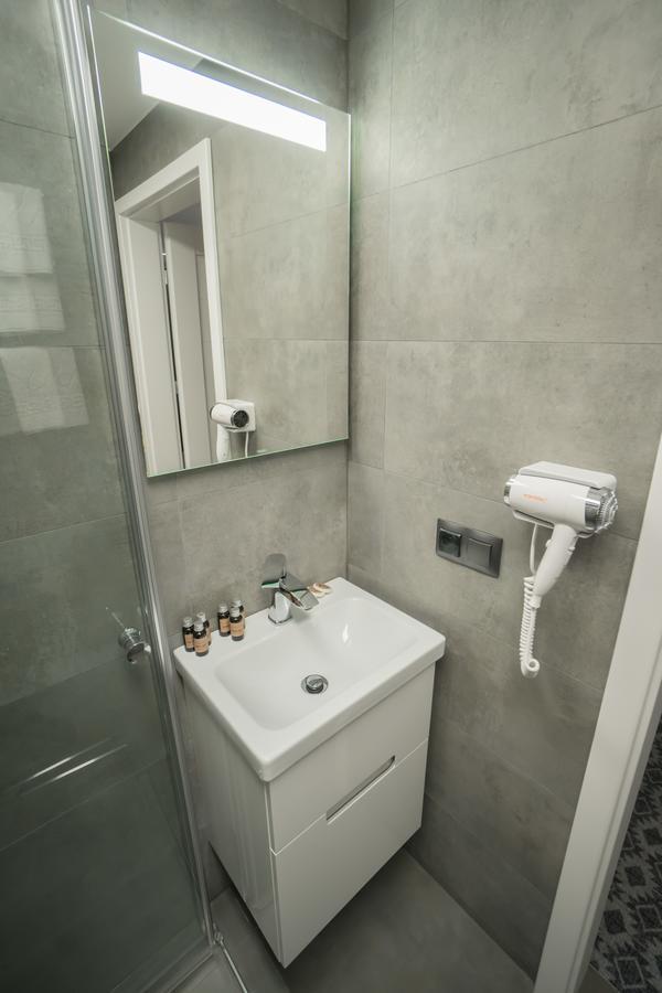 Executive Triple Room