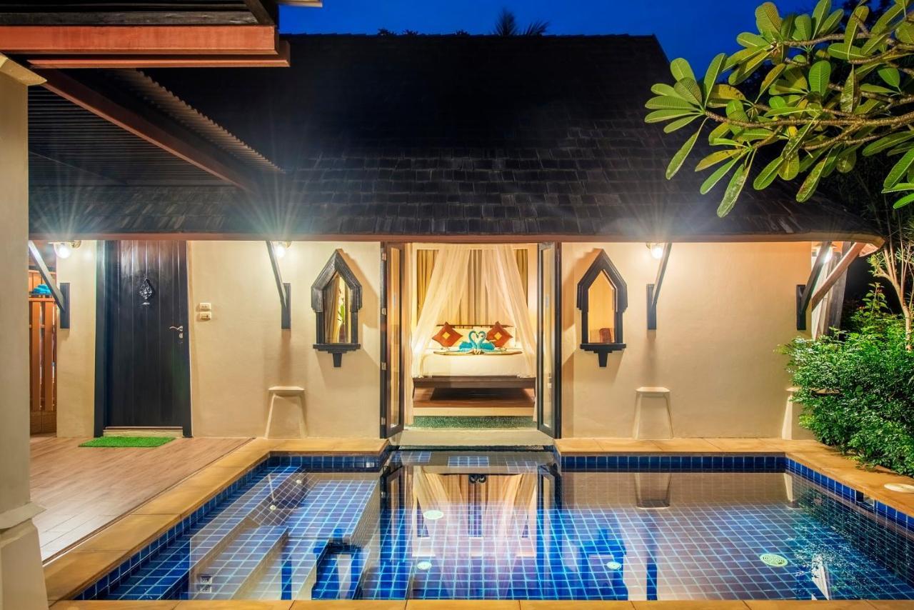 Villa med egen pool