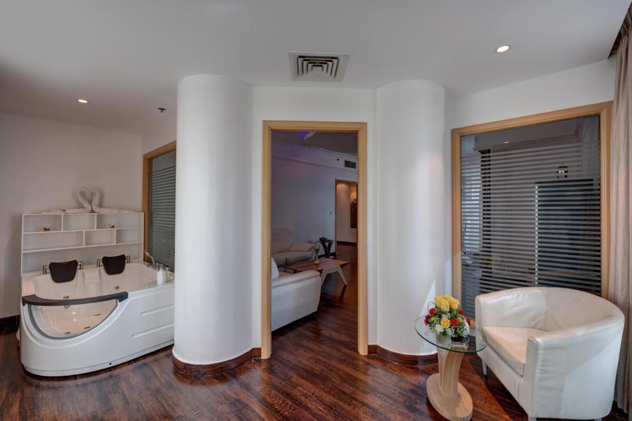 Grand Suite with Burj Khalifa View