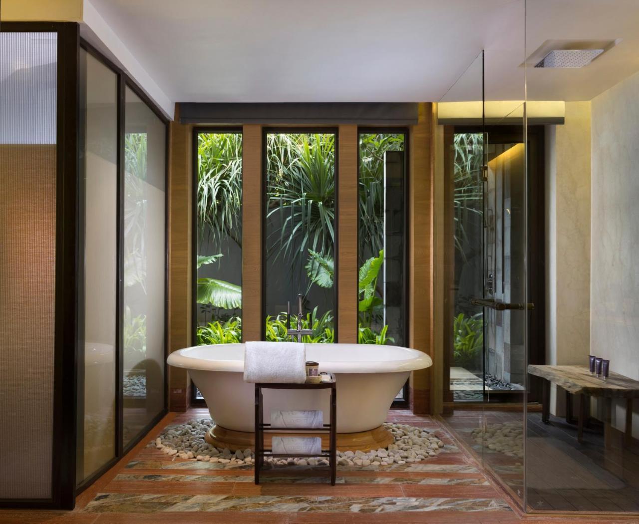 Oceanfront Three-Bedroom Private Pool Villa Daily Resort Activity