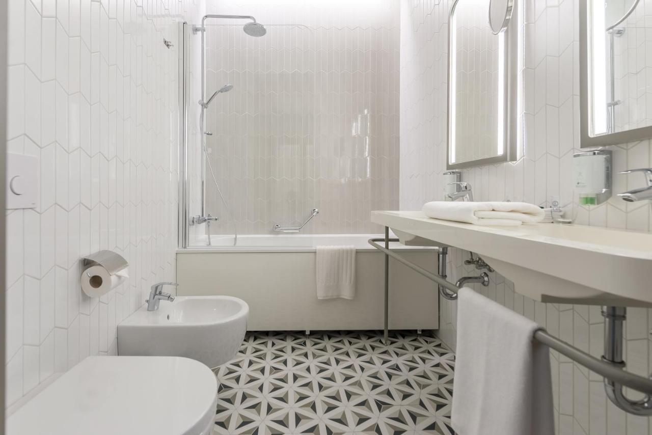 Classic Double or Twin Room,727831384:JPEG