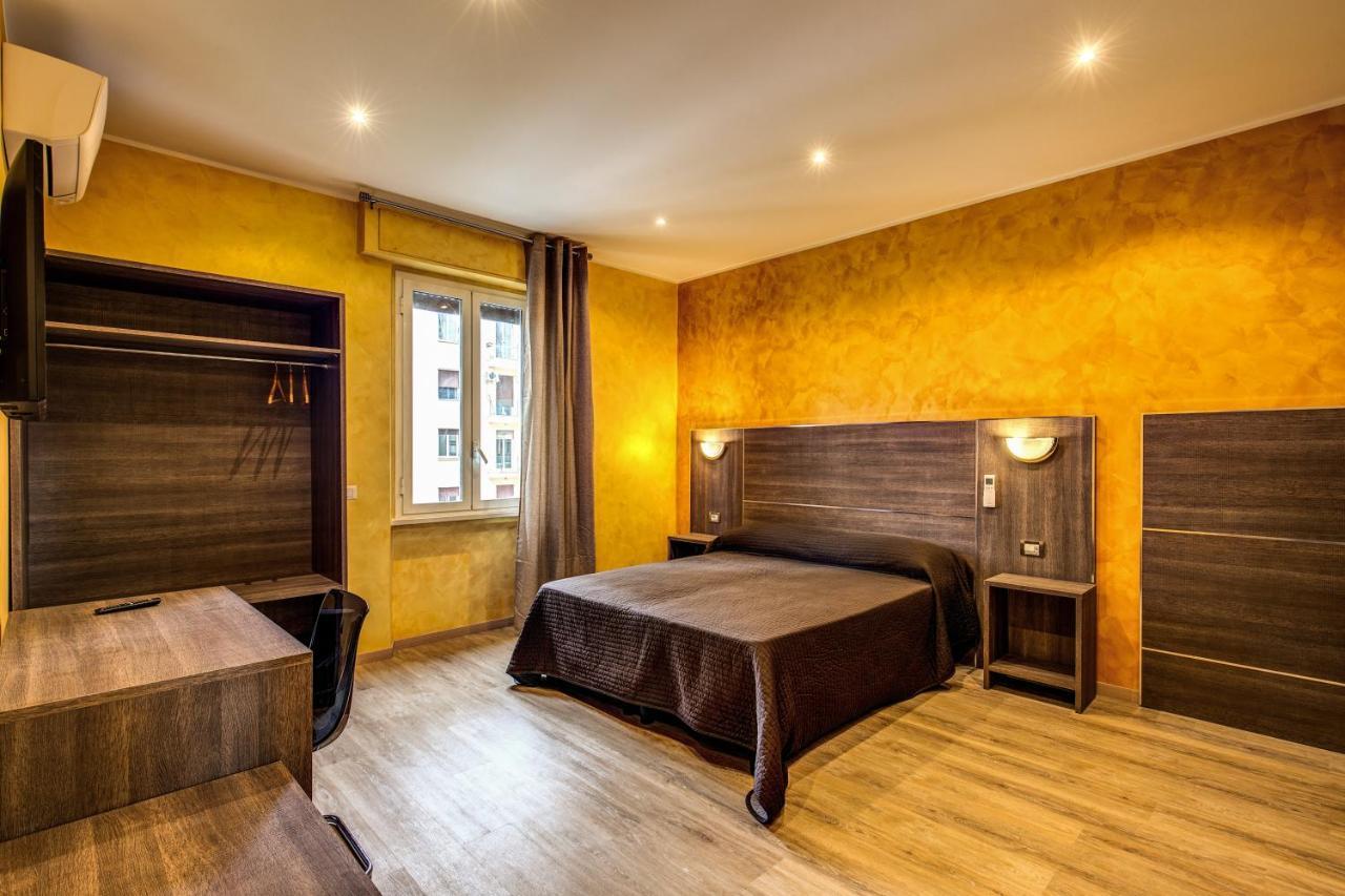 Double Room,1433455738:JPEG