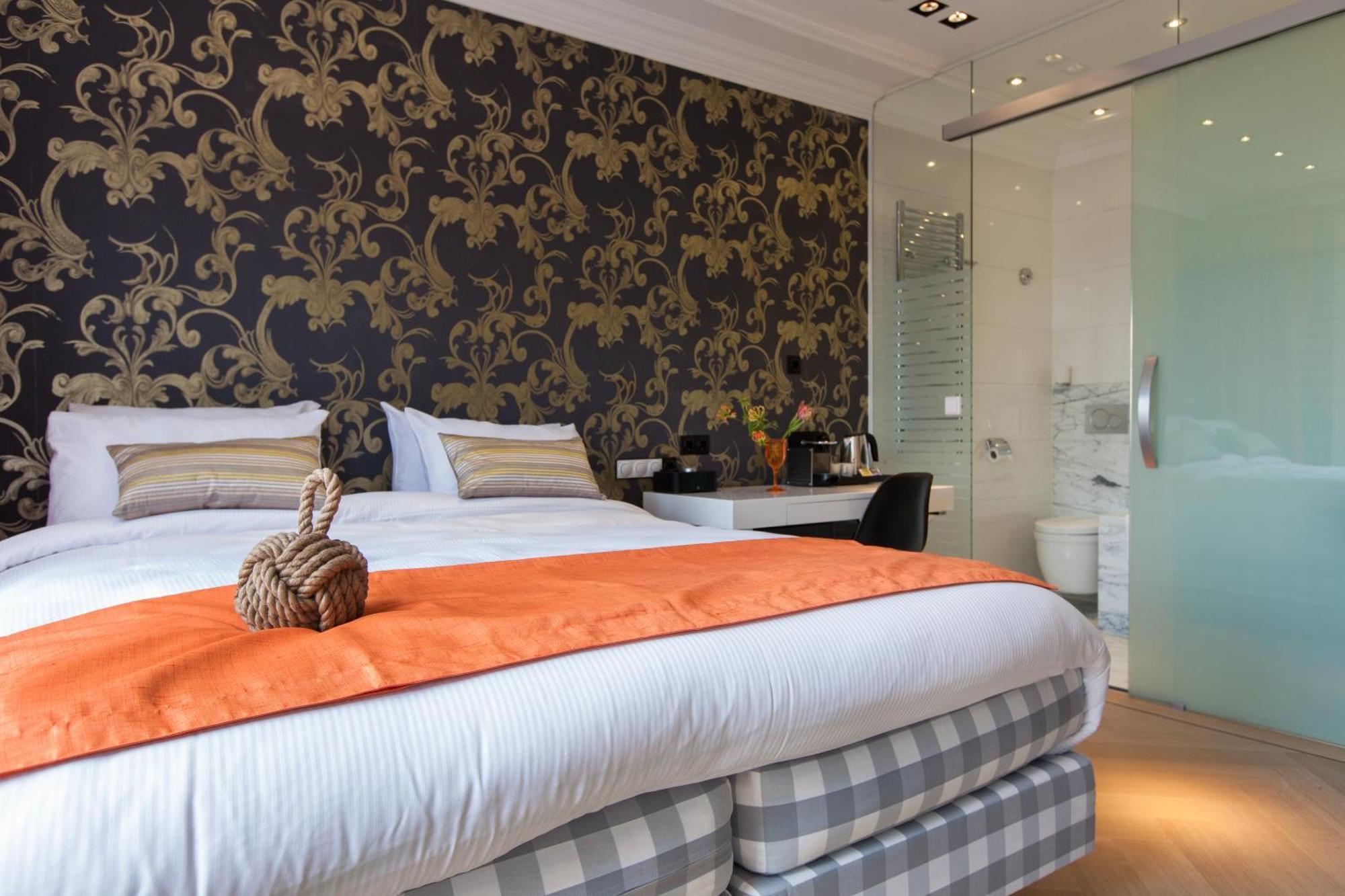 Deluxe Double Room Canal View