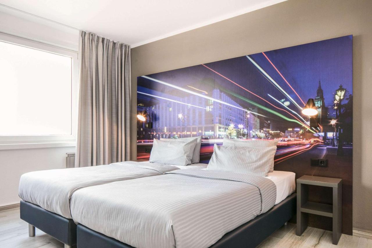 Double or Twin Room,743303059:JPEG