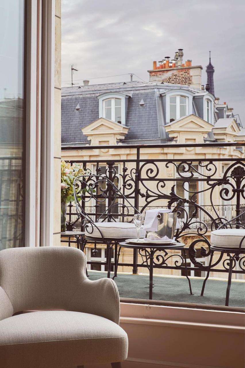 Junior Suite Balcony Eiffel Tower View