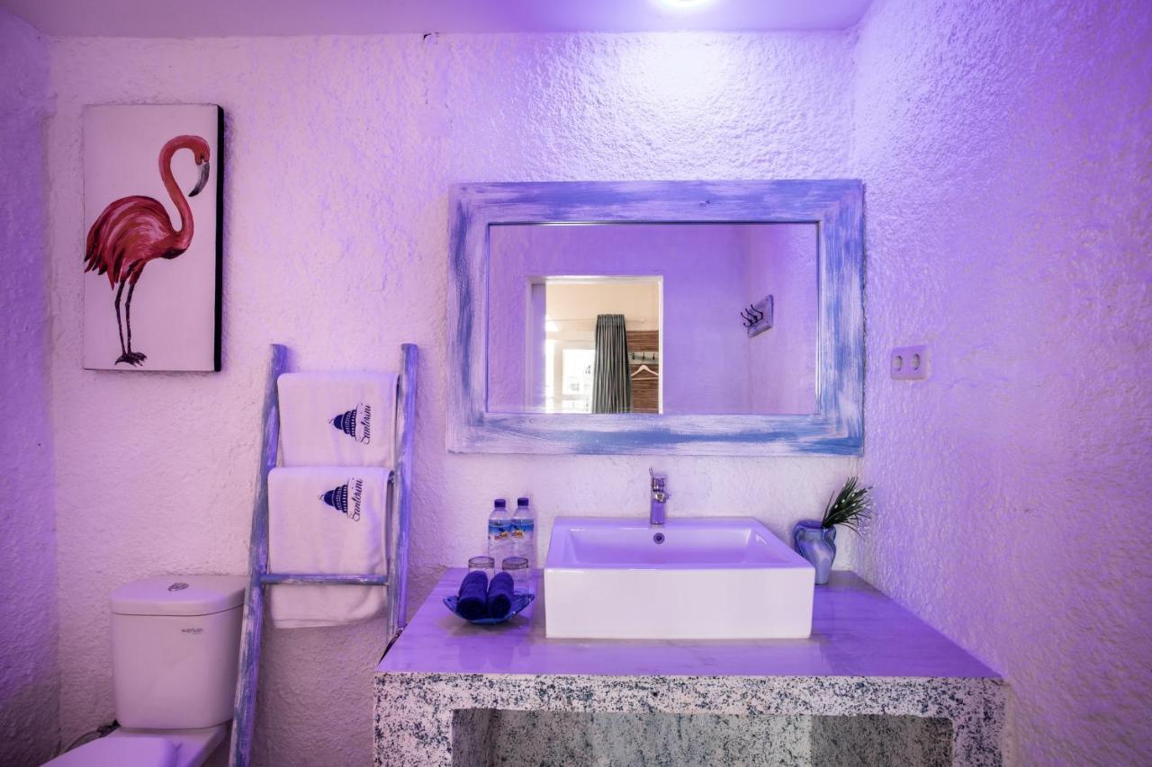 Deluxe Twin Room Pool View