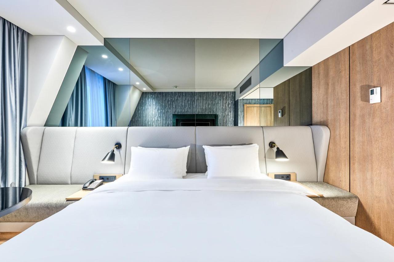 Standard Room - Low Floor
